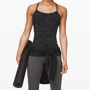 Lululemon power Y tank size 4